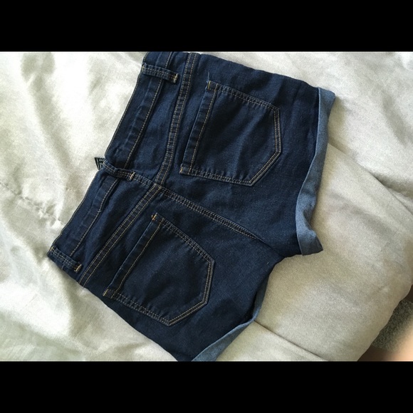 Shorts - Picture 2 of 2